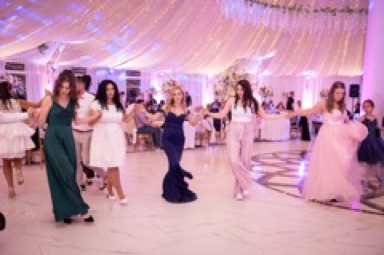 Сватбена фотография — нов кадър 18