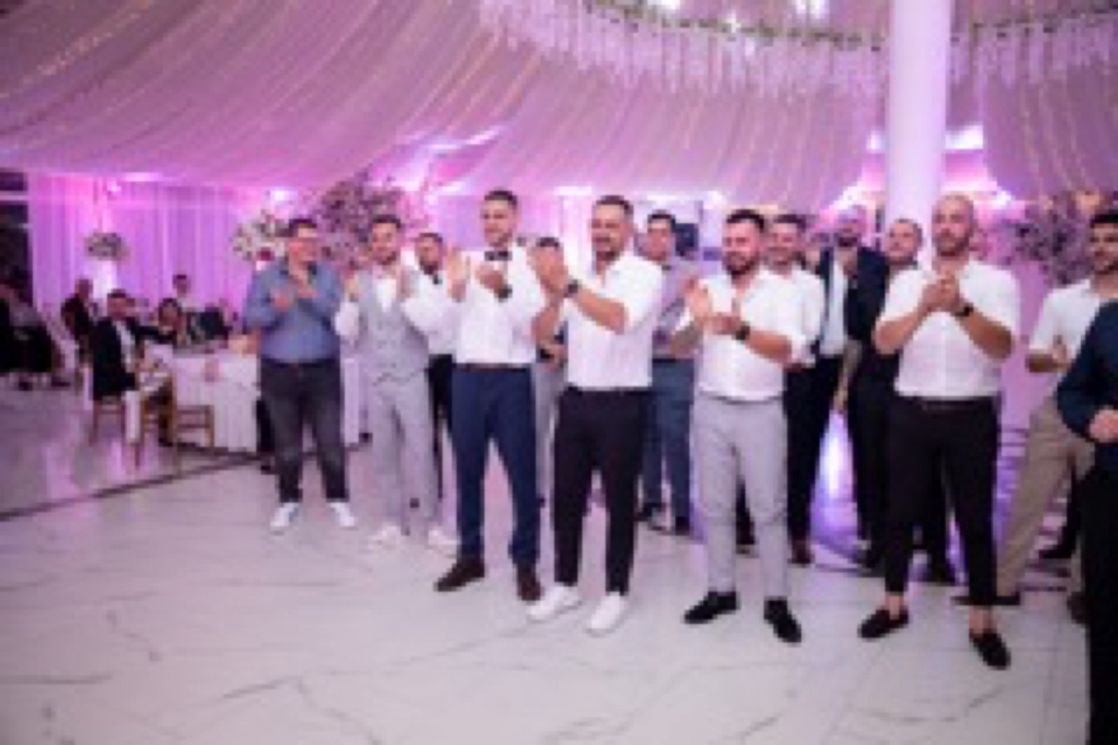 Сватбена фотография — нов кадър 23